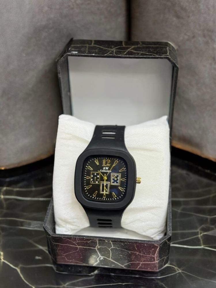 Square Dial Watch For Men's